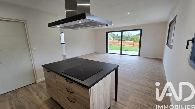 Maison - 97 m² - 5 pièces