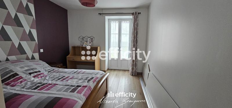 Villa - 279 m² - 9 pièces