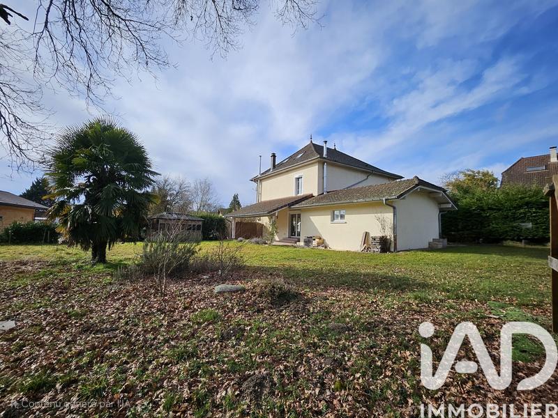 Maison - 198 m² - 6 pièces