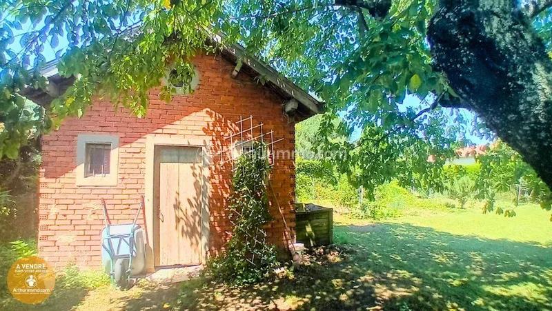 Maison - 202 m² - 7 pièces