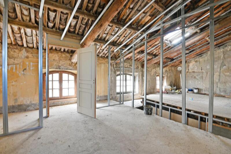 Maison de ville - 260 m² - 11 pièces