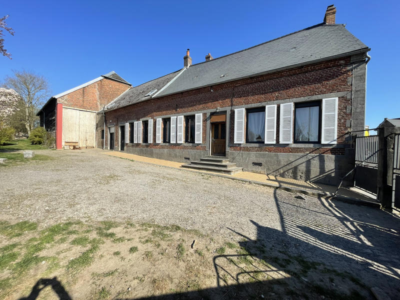 Maison - 184 m² - 7 pièces