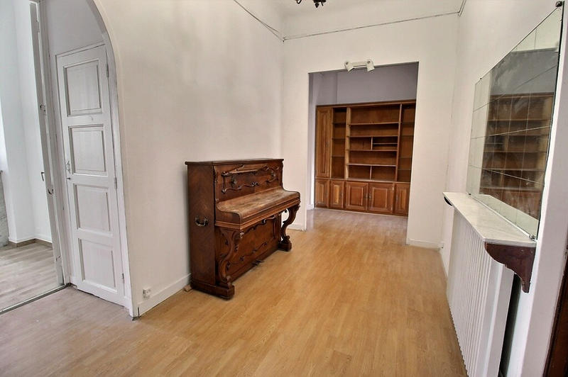 Appartement - 185 m² - 7 pièces