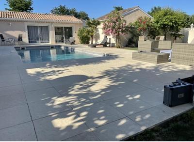 Maison - 195 m² - 7 pièces