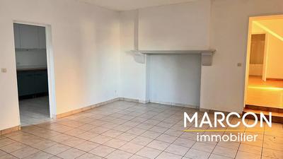 Appartement - 97 m² - 4 pièces