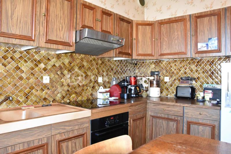 Maison - 199 m² - 9 pièces