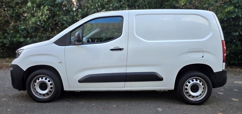 Peugeot Partner 1° Main 1.5 b Hdi 100cv Premium 650kg 2 Places
