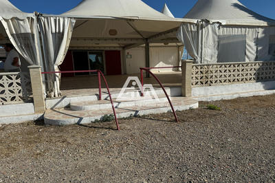 Local commercial - 11 000 m²