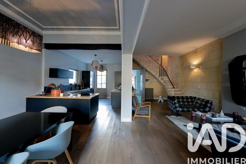 Maison de ville - 236 m² - 8 pièces