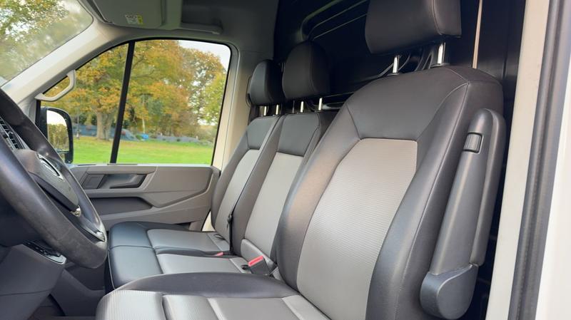 Volkswagen Crafter Vu 2.0 Tdi 140 Business Line - Automatique Entretien constructeur