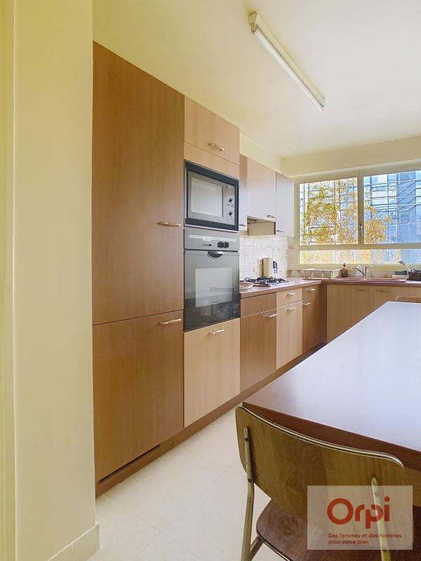 Appartement - 82 m² - 3 pièces