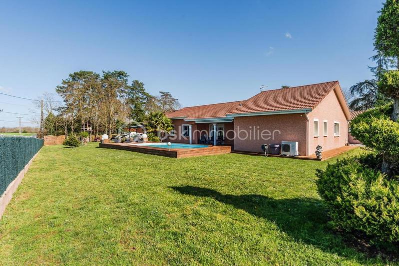 Maison - 190 m² - 7 pièces