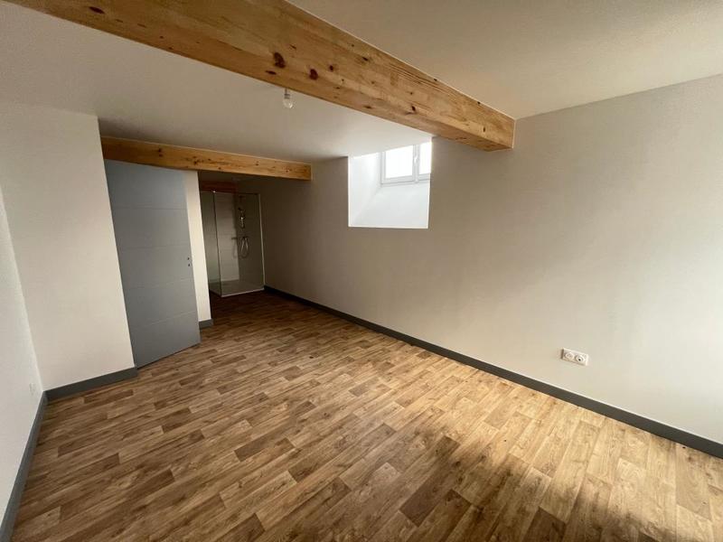 Appartement - 104 m² - 4 pièces