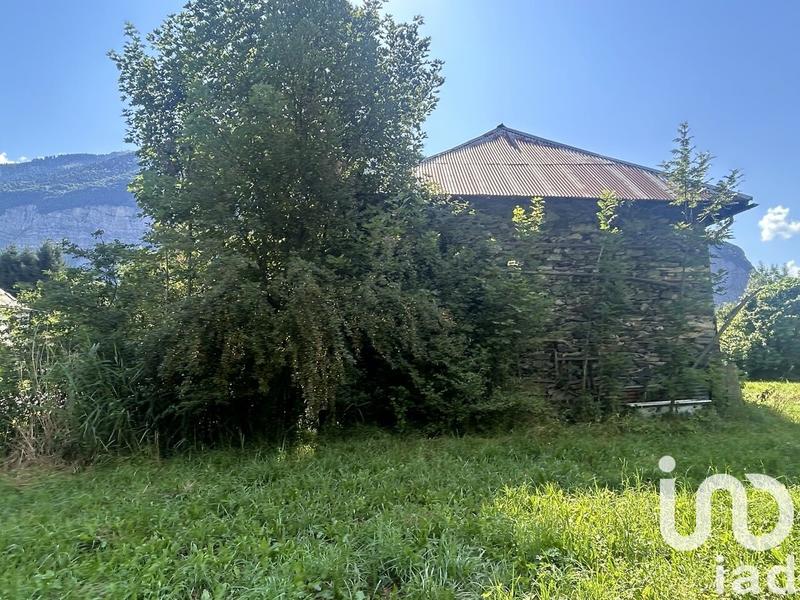 Maison - 300 m² - 9 pièces