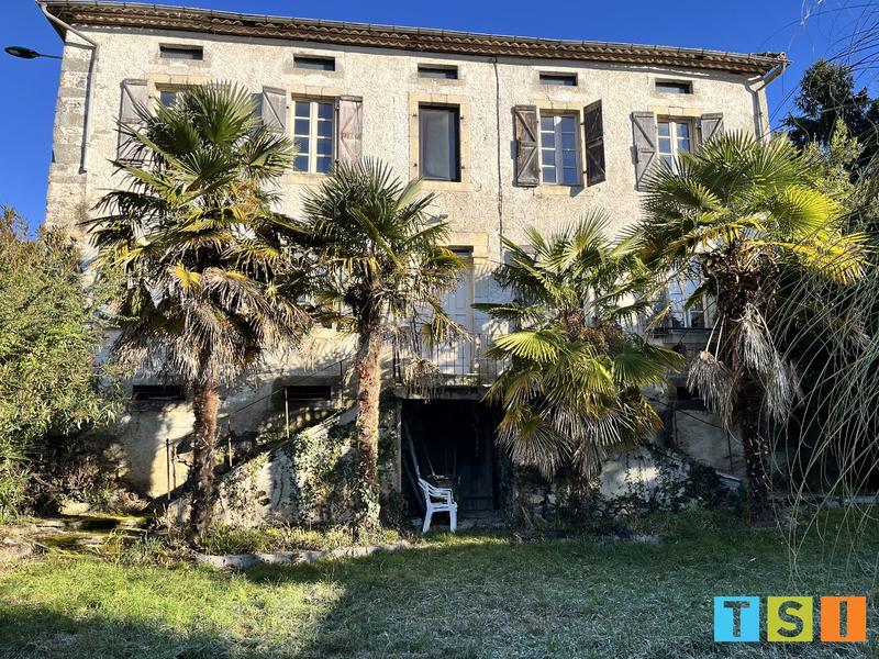 Maison - 184 m² - 6 pièces