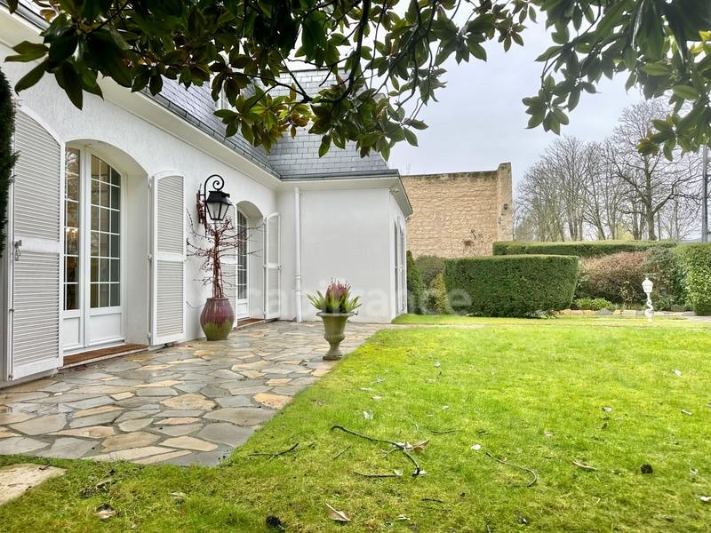 Maison bourgeoise - 225 m² - 9 pièces