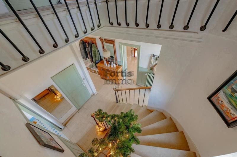 Maison de maîtres - 244 m² - 8 pièces