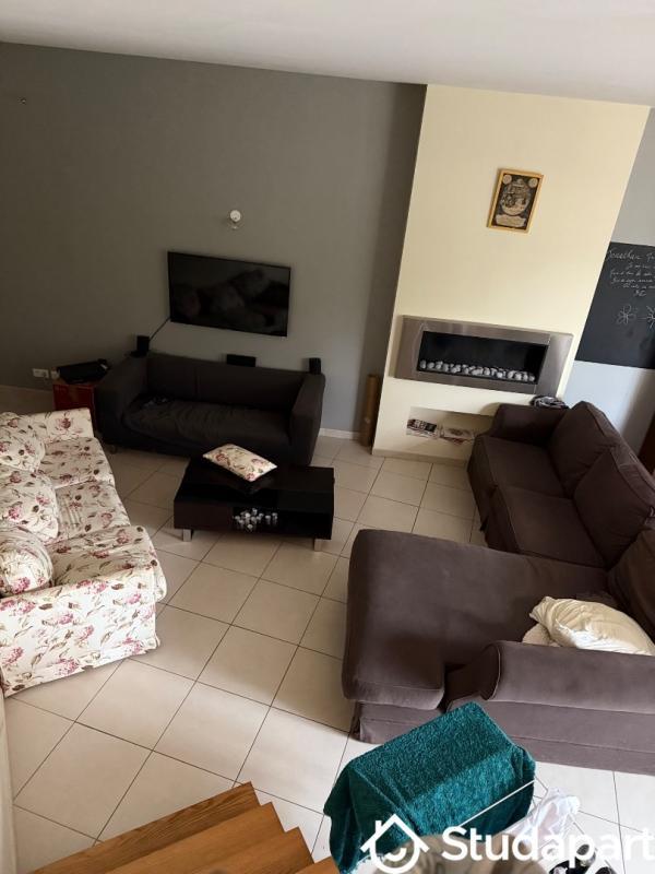 Chambre - 12 m² - 1 pièce