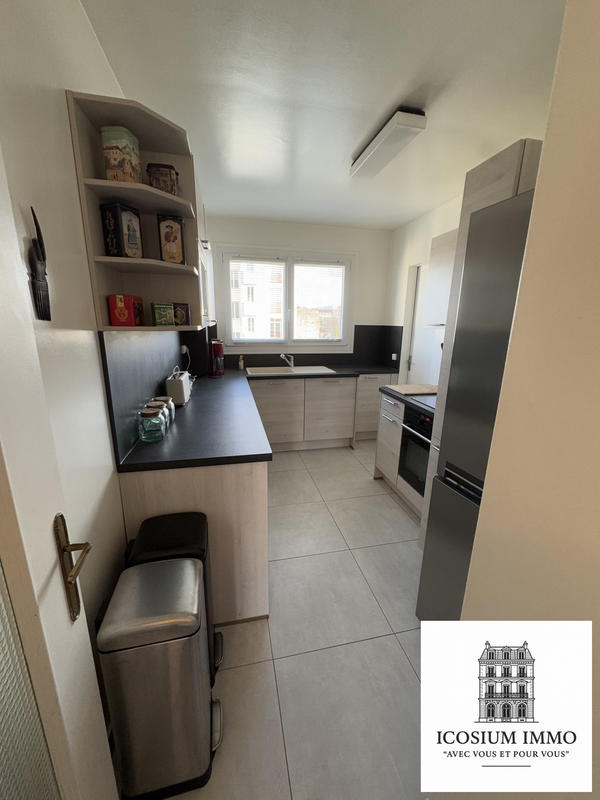 Appartement - 92 m² - 4 pièces