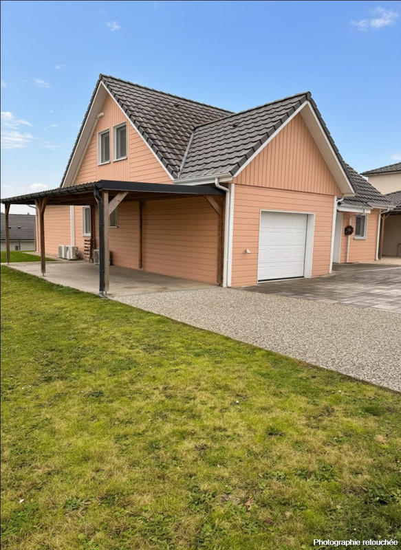 Maison traditionnelle - 130 m² - 4 pièces