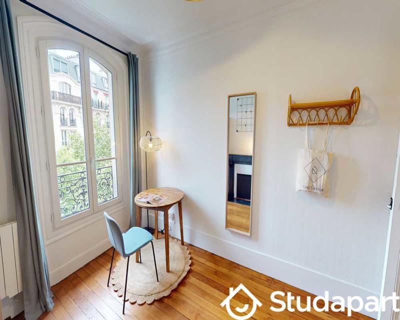 Chambre - 60 m² - 1 pièce