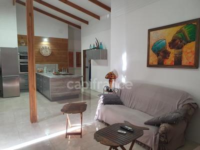 Maison - 168 m² - 6 pièces