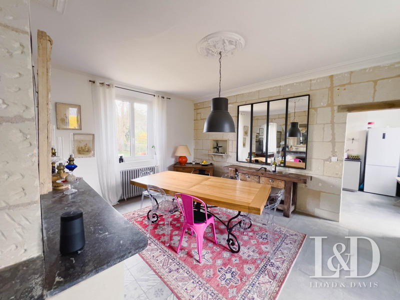 Maison - 205 m² - 12 pièces