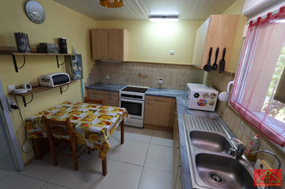 Maison - 96 m² - 5 pièces