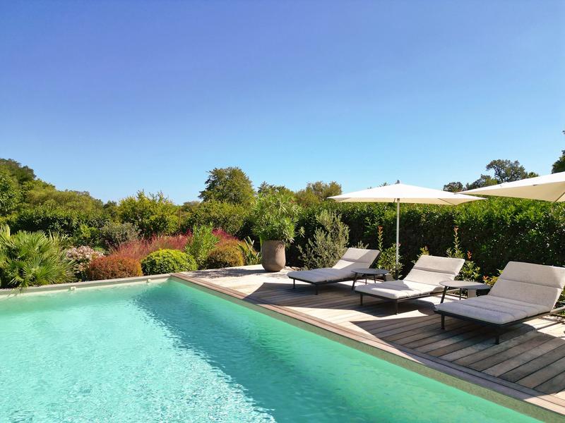 Villa - 200 m² - 6 pièces