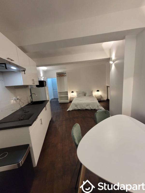 Chambre - 25 m² - 1 pièce