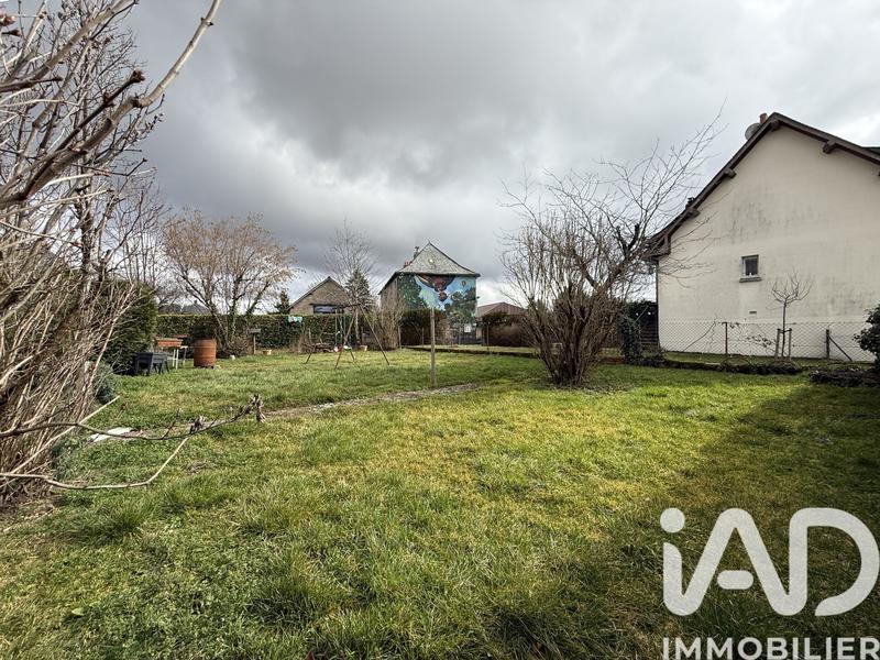 Maison - 273 m² - 9 pièces