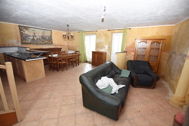 Maison - 96 m² - 3 pièces