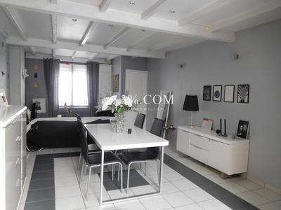 Maison - 79 m² - 5 pièces
