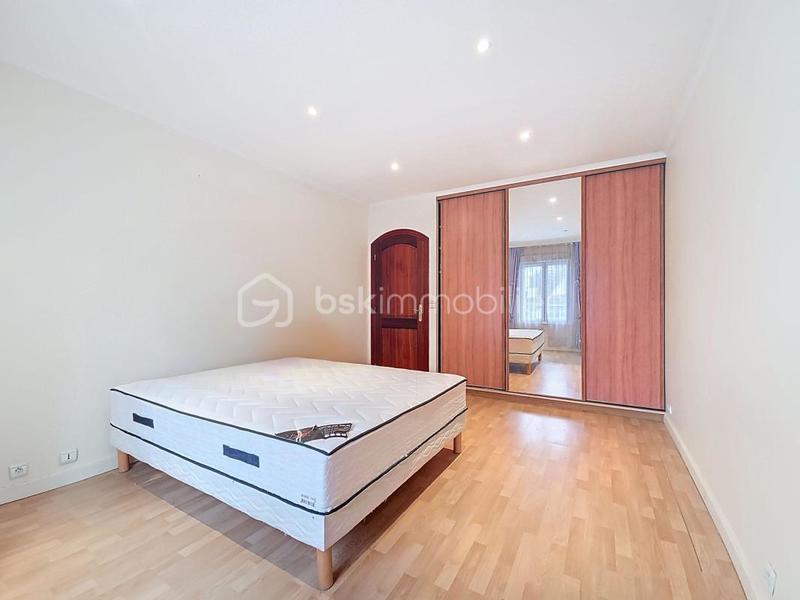 Maison - 80 m² - 3 pièces