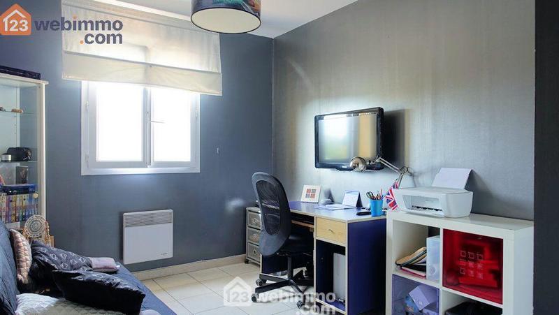 Villa - 90 m² - 4 pièces