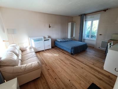 Maison traditionnelle - 136 m² - 5 pièces