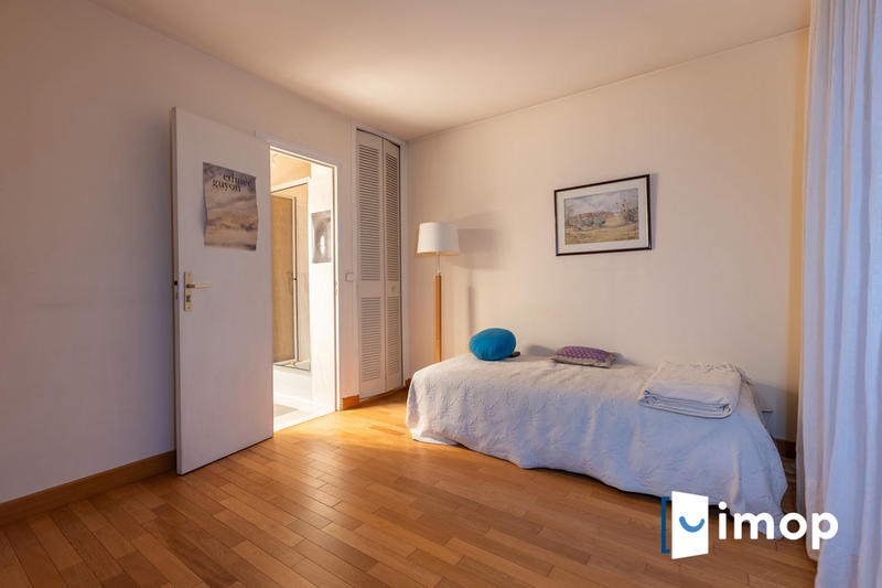 Appartement - 130 m² - 5 pièces