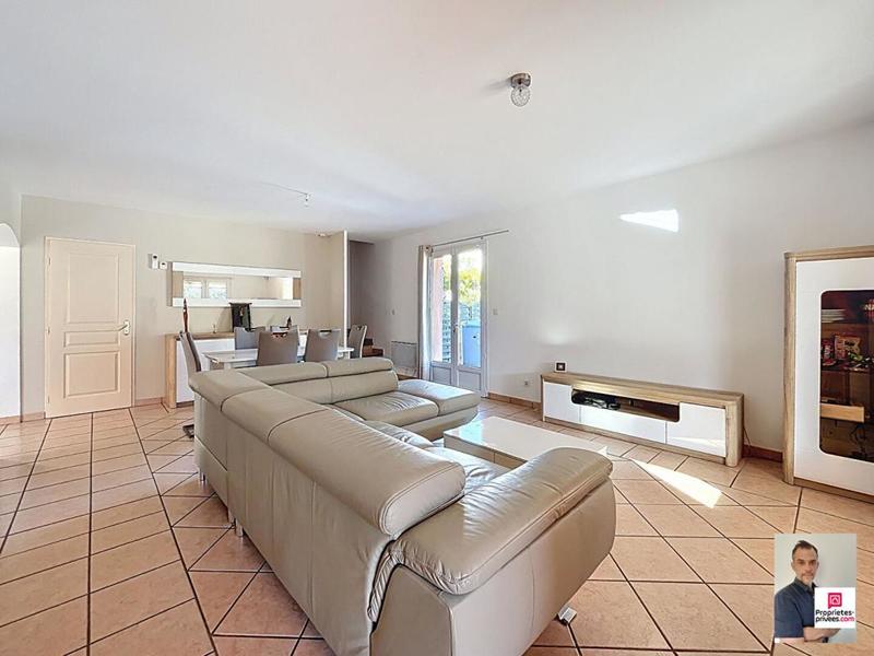 Maison - 110 m² - 4 pièces