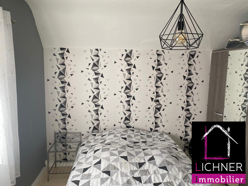 Maison - 96 m² - 5 pièces