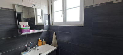 Maison - 242 m² - 6 pièces