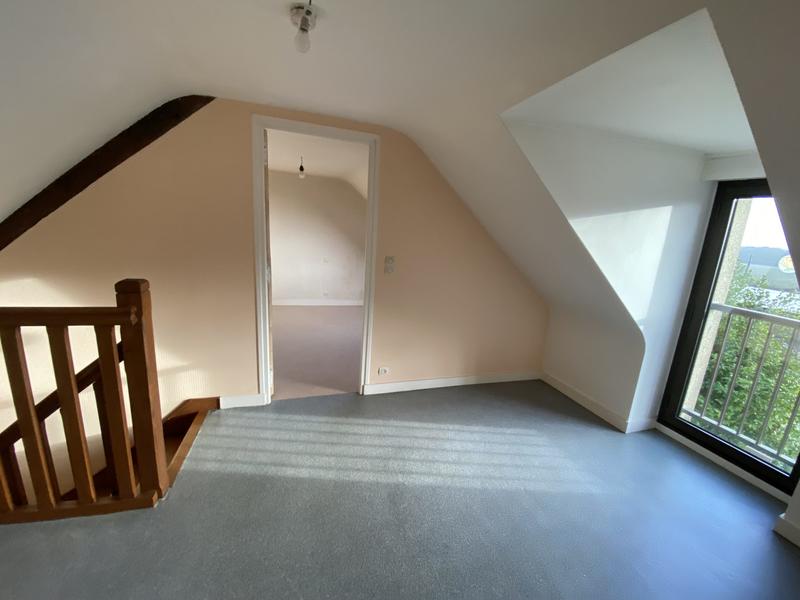 Maison - 75 m² - 5 pièces
