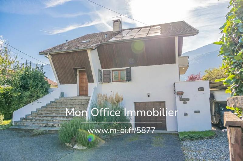 Maison - 172 m² - 7 pièces