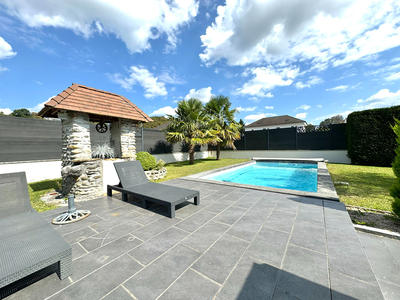 Maison - 140 m² - 5 pièces