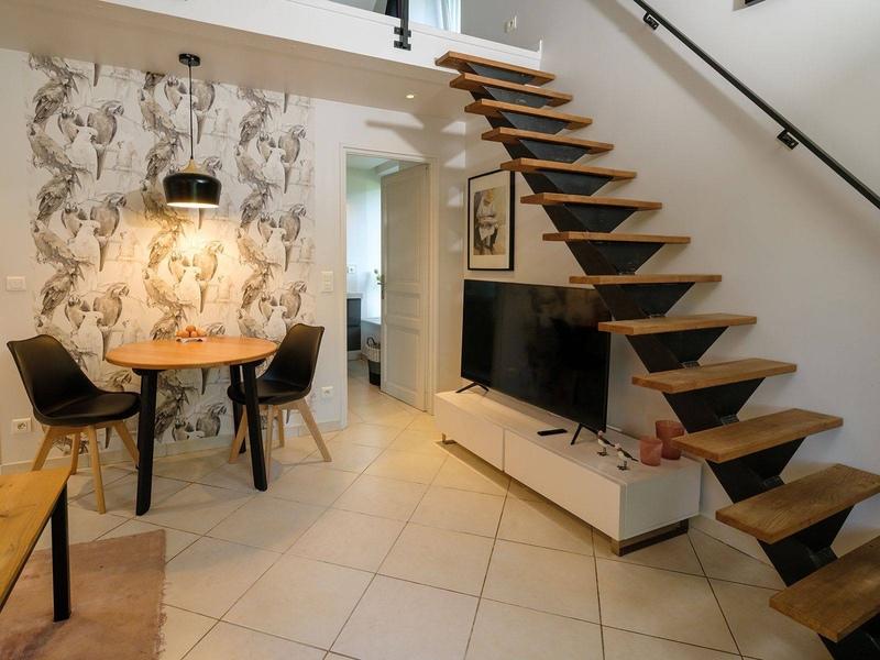 Propriété - 590 m² - 20 pièces