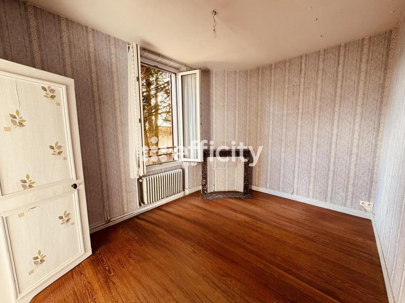 Maison - 102 m² - 6 pièces