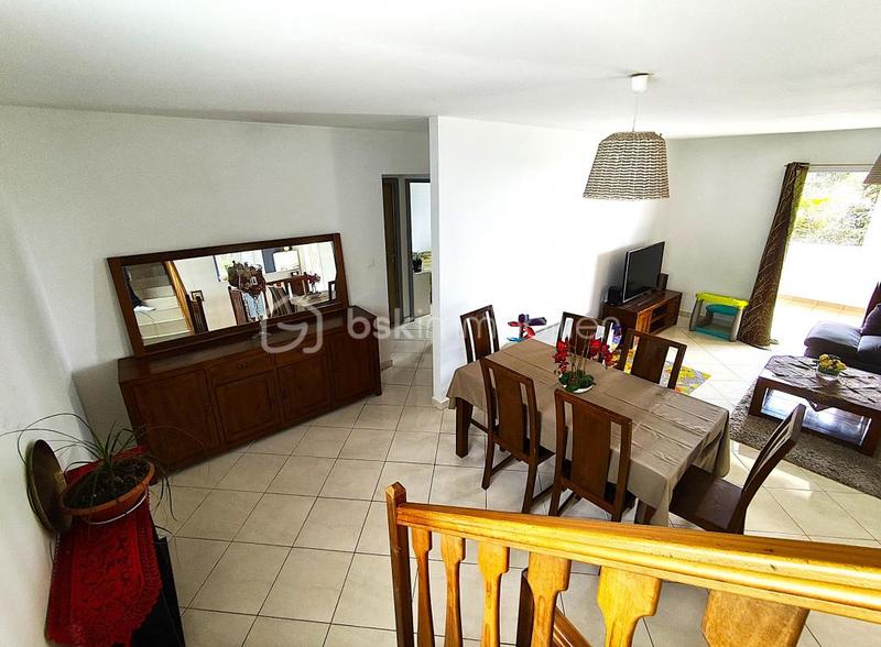 Maison - 115 m² - 4 pièces