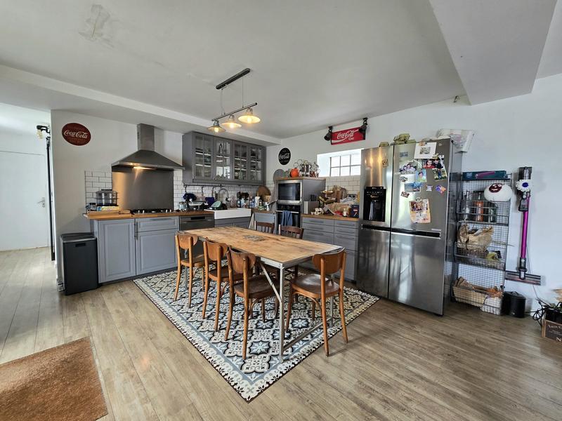 Maison - 156 m² - 6 pièces