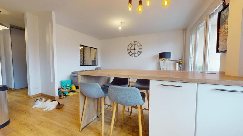 Appartement - 65 m² - 3 pièces