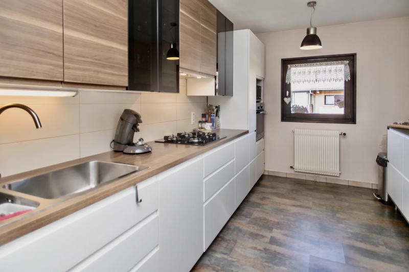 Appartement - 91 m² - 3 pièces