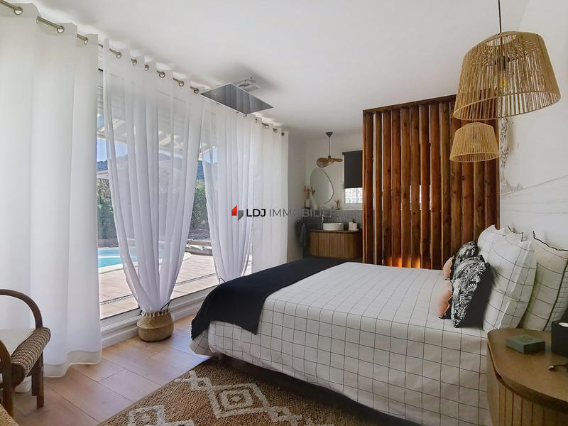 Maison traditionnelle - 125 m² - 6 pièces